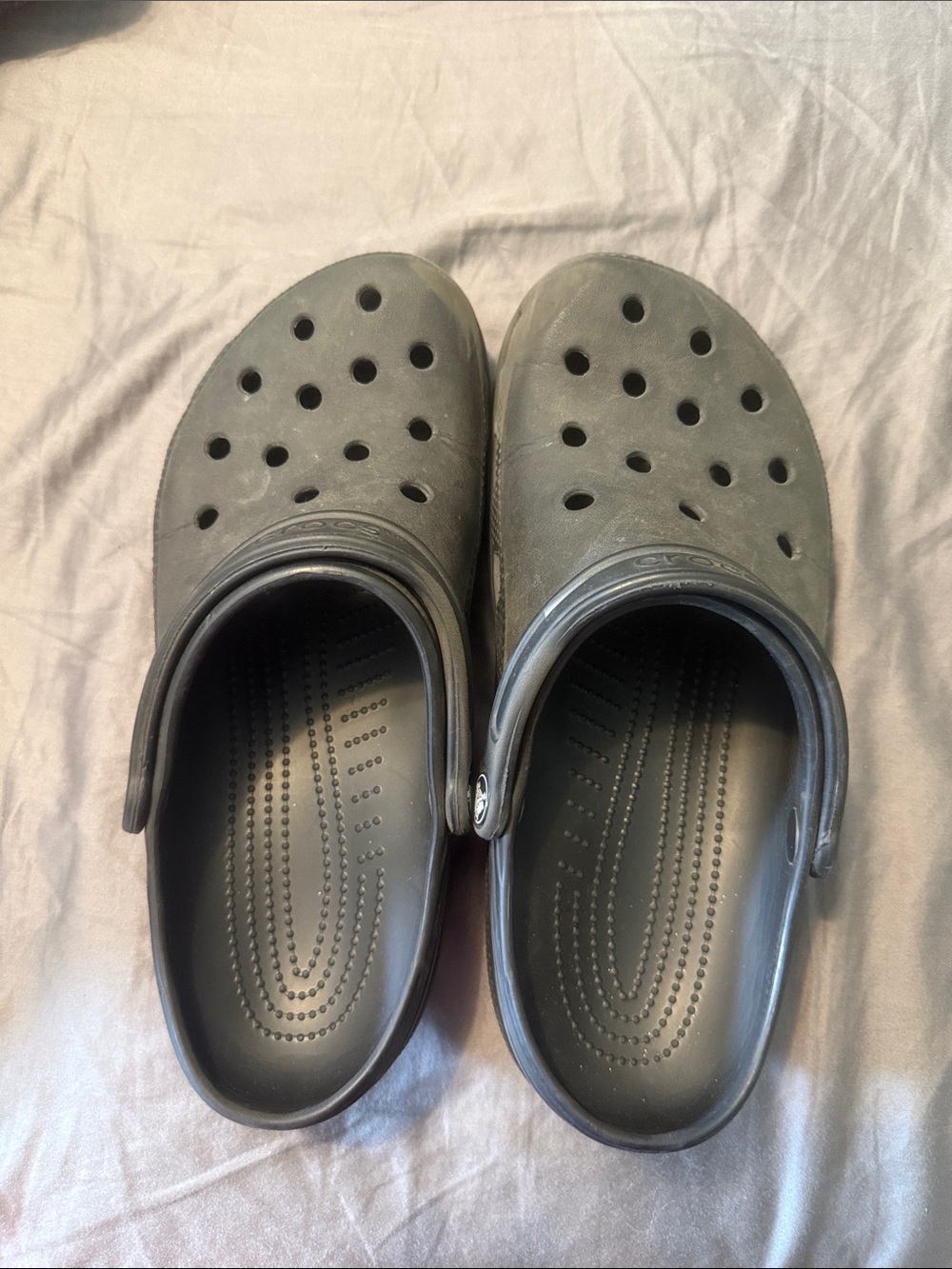 CROCS Classic Clog in Gray